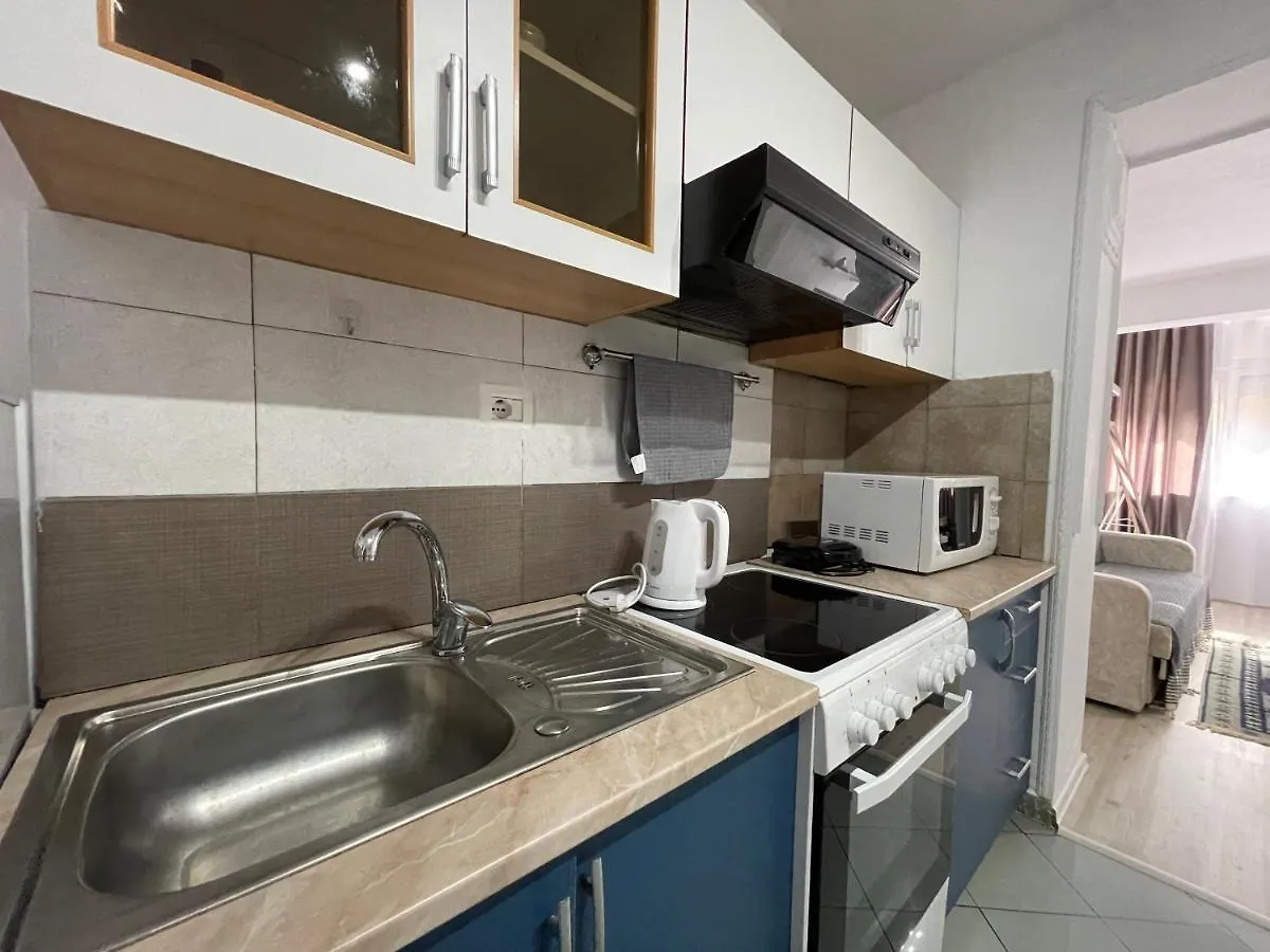 Downtown Boulevard Enchanting Apartment! Tirana Albanien